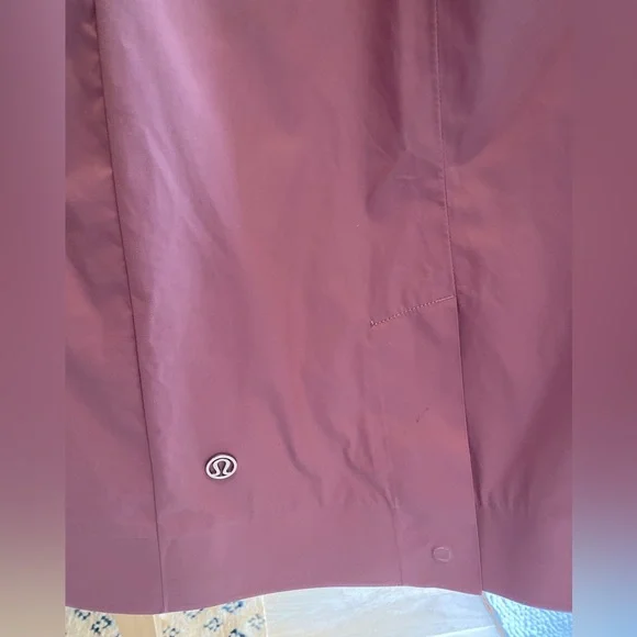 Lululemon Rain Jacket - Picture 11 of 12